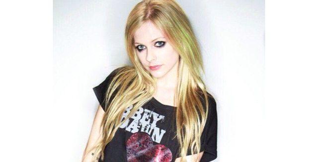 Avril Lavigne byla několik měsíců upoutána na lůžko