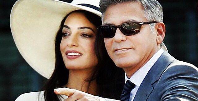 Clooney se s o 17 let mladší Amal oženil loni v září